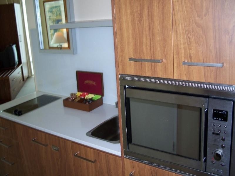 25 Laycock Street, Surfers Paradise QLD 4217