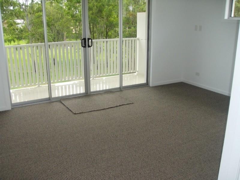 21A Armidale Street, Helensvale QLD 4212