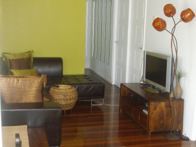 24 Central Street, Labrador QLD 4215