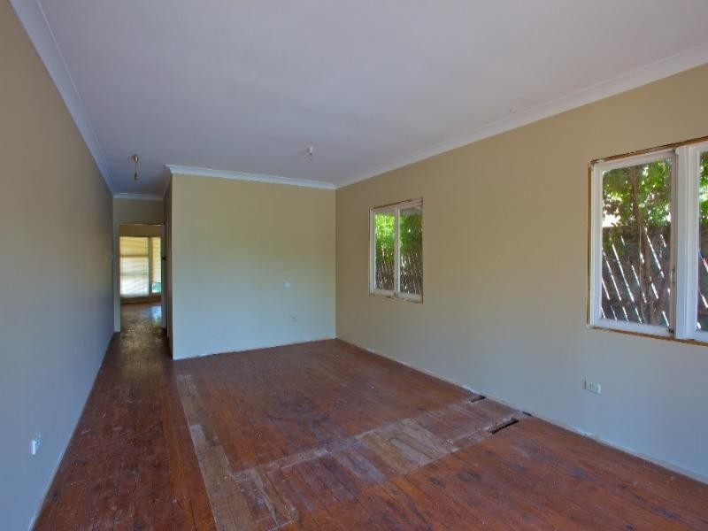 22 Stradbroke Street, Biggera Waters QLD 4216