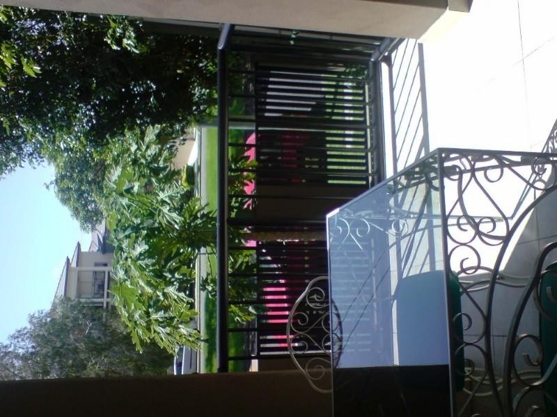 2/1 Oleander Avenue, Biggera Waters QLD 4216