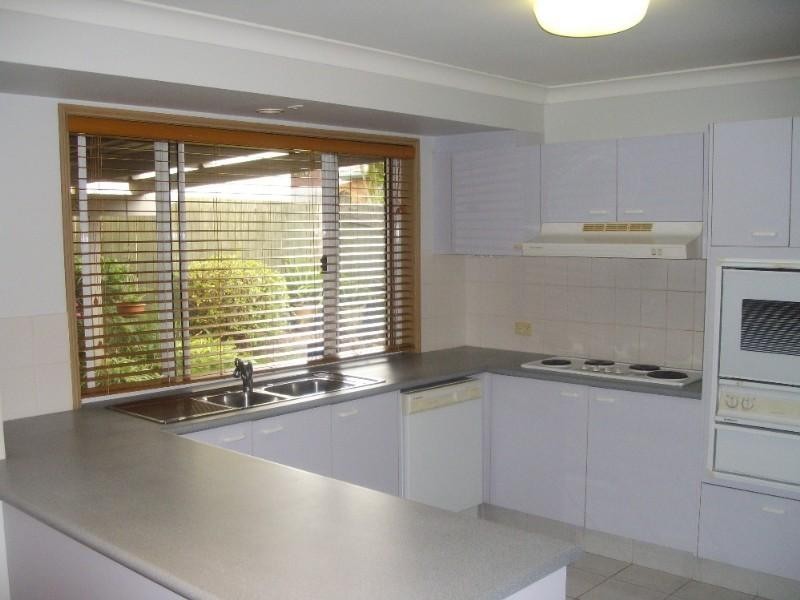 193 Mildura Drive, Helensvale QLD 4212