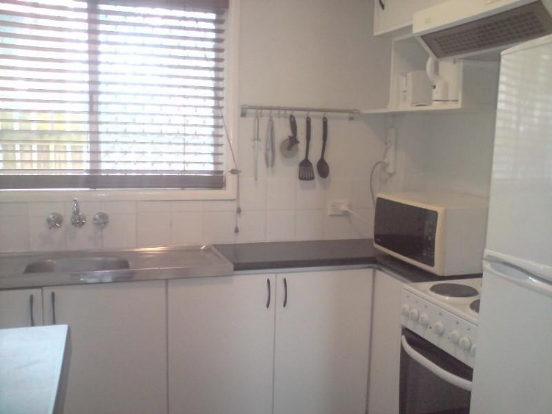 2/10 Phillip Street, Labrador QLD 4215