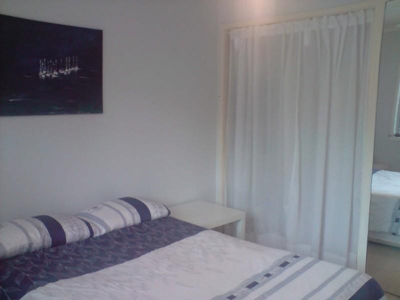 2/10 Phillip Street, Labrador QLD 4215