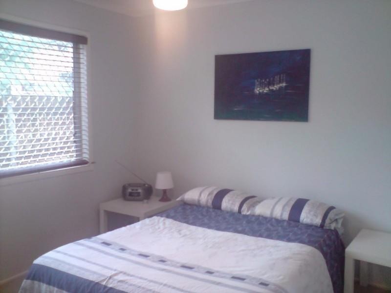 2/10 Phillip Street, Labrador QLD 4215