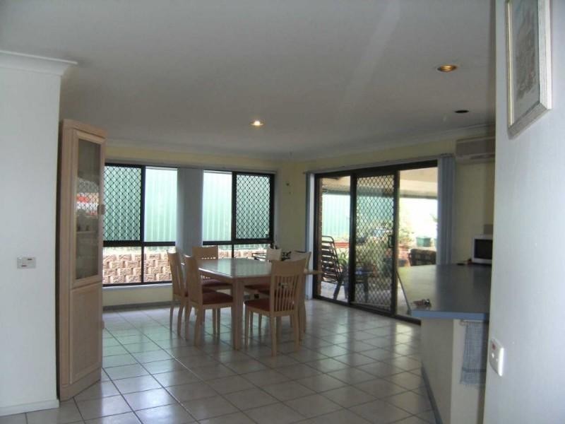 54 Clubhouse Drive, Arundel QLD 4214