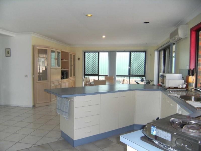 54 Clubhouse Drive, Arundel QLD 4214