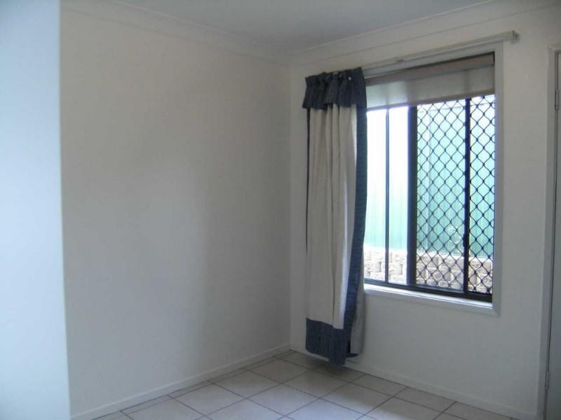 54 Clubhouse Drive, Arundel QLD 4214