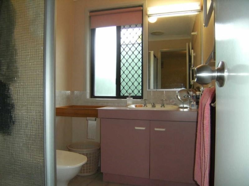 54 Clubhouse Drive, Arundel QLD 4214