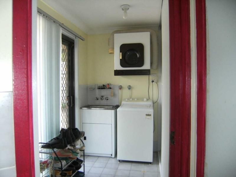 54 Clubhouse Drive, Arundel QLD 4214