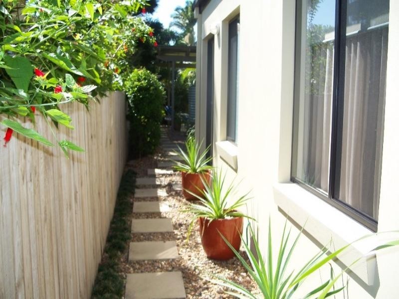 1/39 Parker Street, Labrador QLD 4215