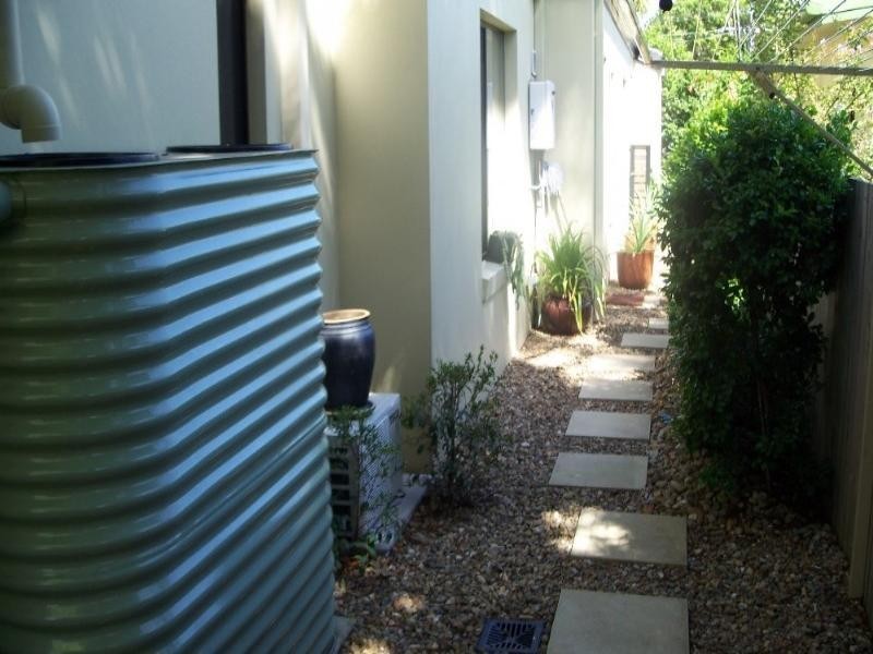 1/39 Parker Street, Labrador QLD 4215