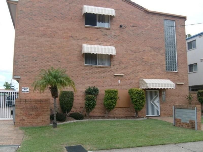 4/4 Brighton Street, Biggera Waters QLD 4216