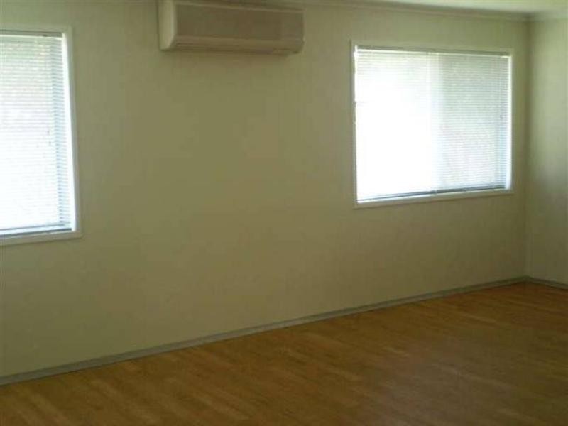 15 Grace Avenue, Labrador QLD 4215