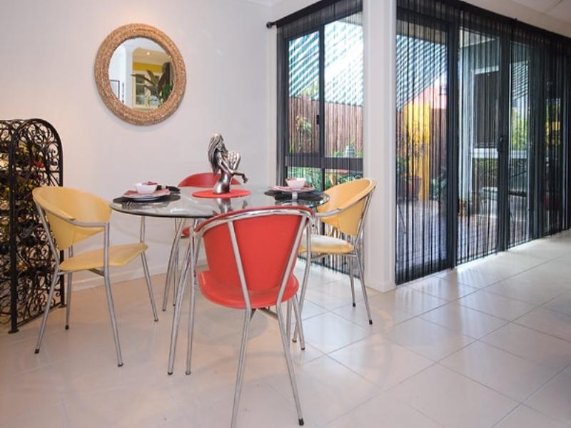 1/7 Sandy Court, Southport QLD 4215