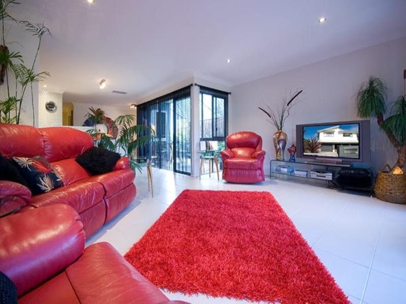 1/7 Sandy Court, Southport QLD 4215