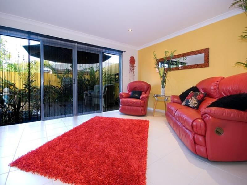 1/7 Sandy Court, Southport QLD 4215