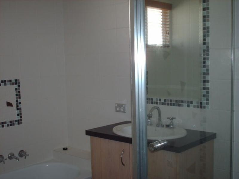 26 Gordon Street, Labrador QLD 4215