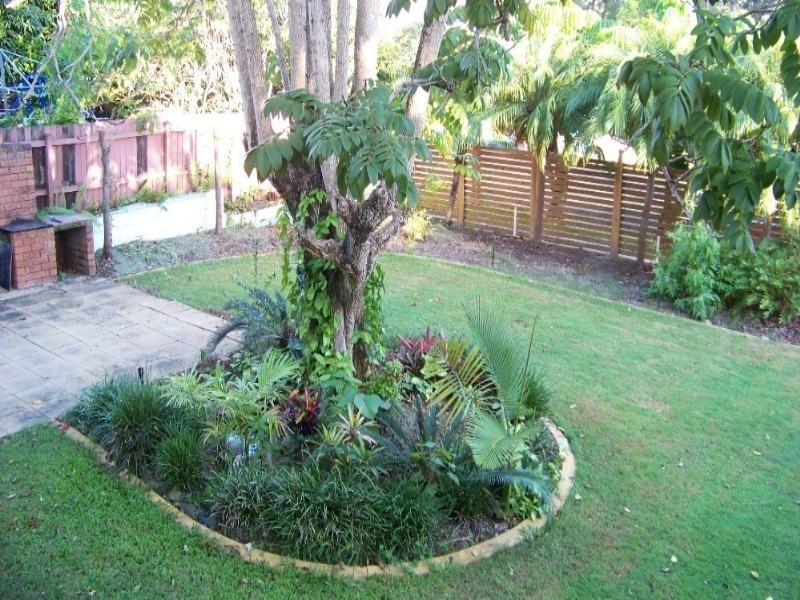 17 Arthur Street, Biggera Waters QLD 4216