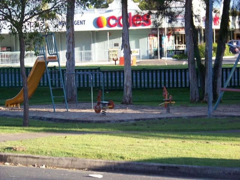 17 Arthur Street, Biggera Waters QLD 4216