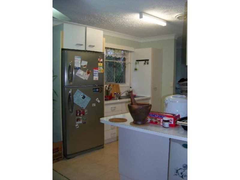 17 Arthur Street, Biggera Waters QLD 4216