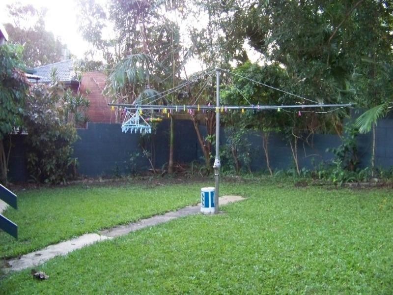 17 Arthur Street, Biggera Waters QLD 4216