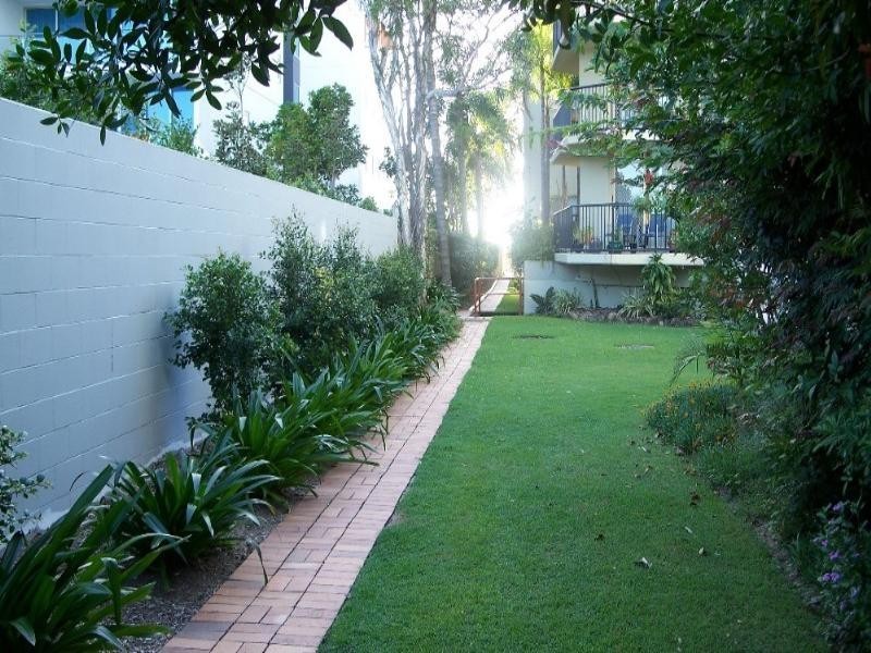 8/15 Brighton Street, Biggera Waters QLD 4216