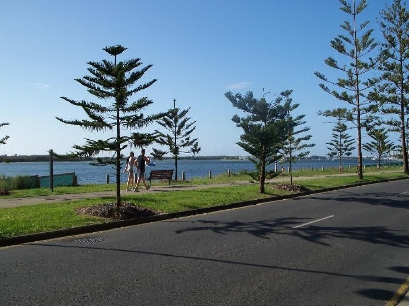 8/15 Brighton Street, Biggera Waters QLD 4216