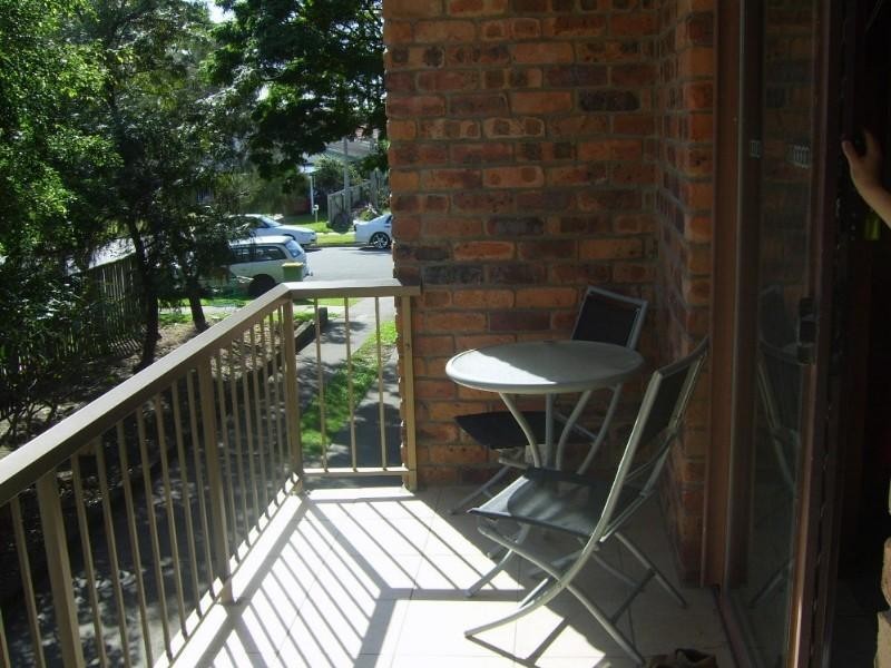 2/76 Brighton Street, Biggera Waters QLD 4216