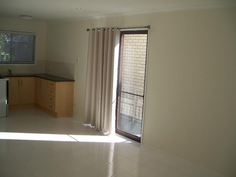 7/183 Muir Street, Labrador QLD 4215