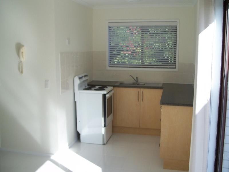 7/183 Muir Street, Labrador QLD 4215