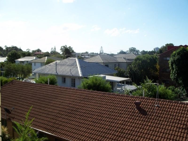 7/183 Muir Street, Labrador QLD 4215