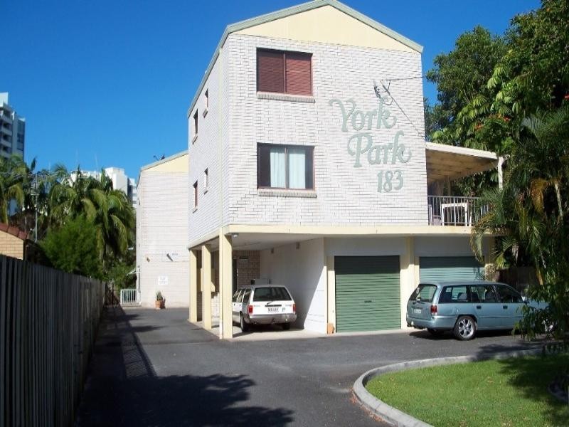 7/183 Muir Street, Labrador QLD 4215