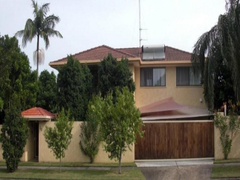 20 Goss Avenue, Labrador QLD 4215