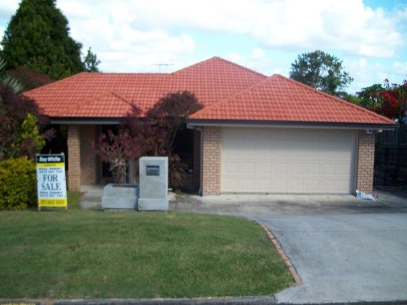 12 Fourth Avenue, Labrador QLD 4215