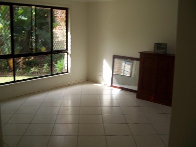 12 Fourth Avenue, Labrador QLD 4215