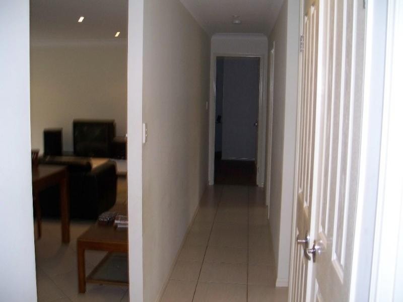 12 Fourth Avenue, Labrador QLD 4215