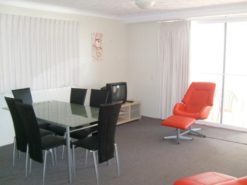 17/484 Marine Parade, Biggera Waters QLD 4216