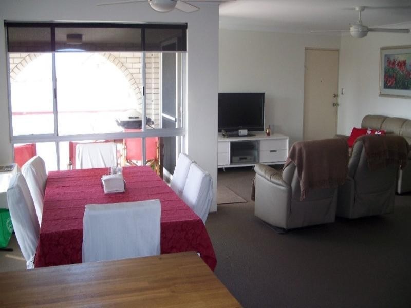 10/282 Marine Parade, Labrador QLD 4215