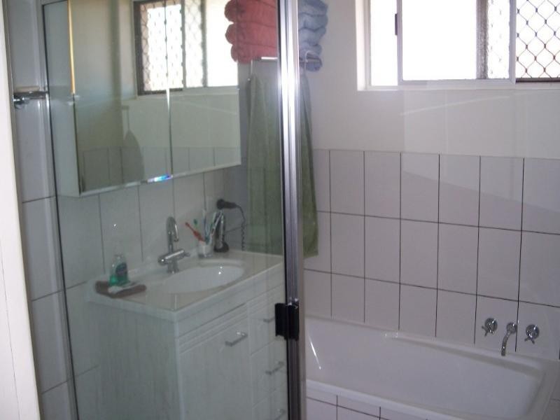 10/282 Marine Parade, Labrador QLD 4215