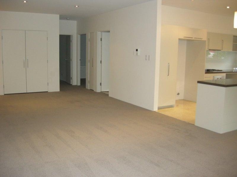 338/3 Pendraat Parade, Hope Island QLD 4212
