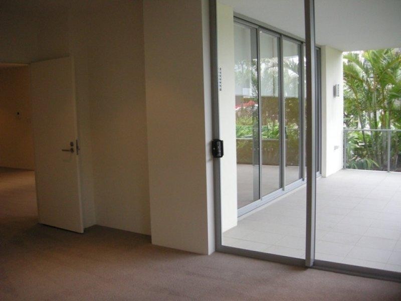 338/3 Pendraat Parade, Hope Island QLD 4212