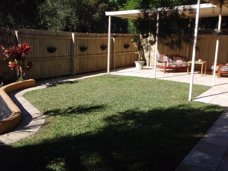 1/13 Stephanie Court, Labrador QLD 4215