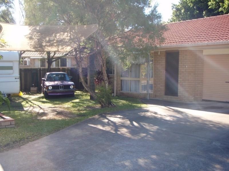 1/13 Stephanie Court, Labrador QLD 4215