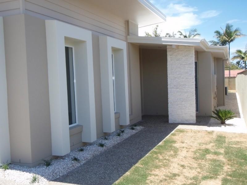 11 Sydney Street, Labrador QLD 4215