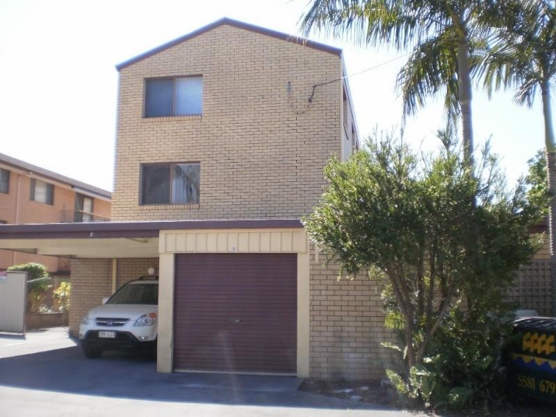 2/25 Imperial Parade, Labrador QLD 4215