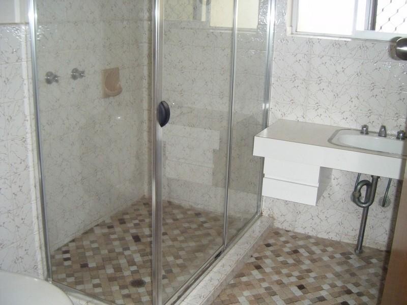 5/128 Marine Parade, Southport QLD 4215