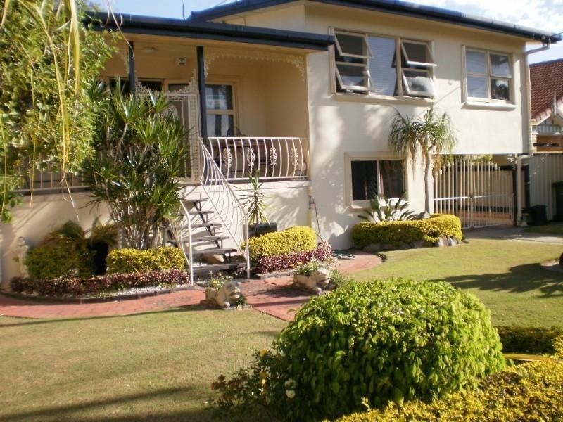 46 Parr Street, Biggera Waters QLD 4216