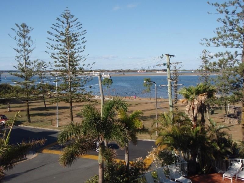 302/182 Marine Parade, Labrador QLD 4215