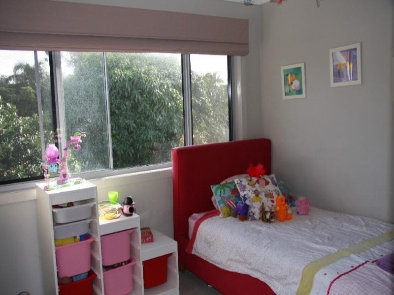 2/151 Bayview Street, Runaway Bay QLD 4216